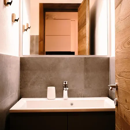 Le Cocon By Blanc Prive Apartment Courmayeur